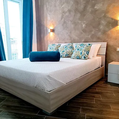 Sant'erasmo Luxury شقة *