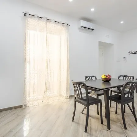 Sant'erasmo Luxury Apartman *