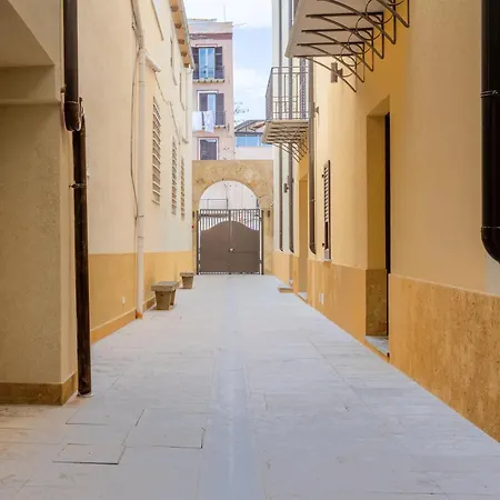 Sant'Erasmo Luxury Home *