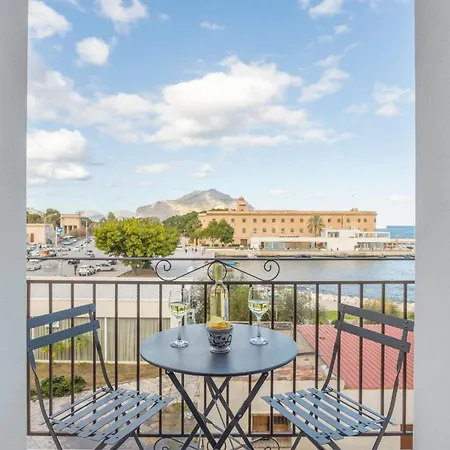 Sant'erasmo Luxury Апартаменты *